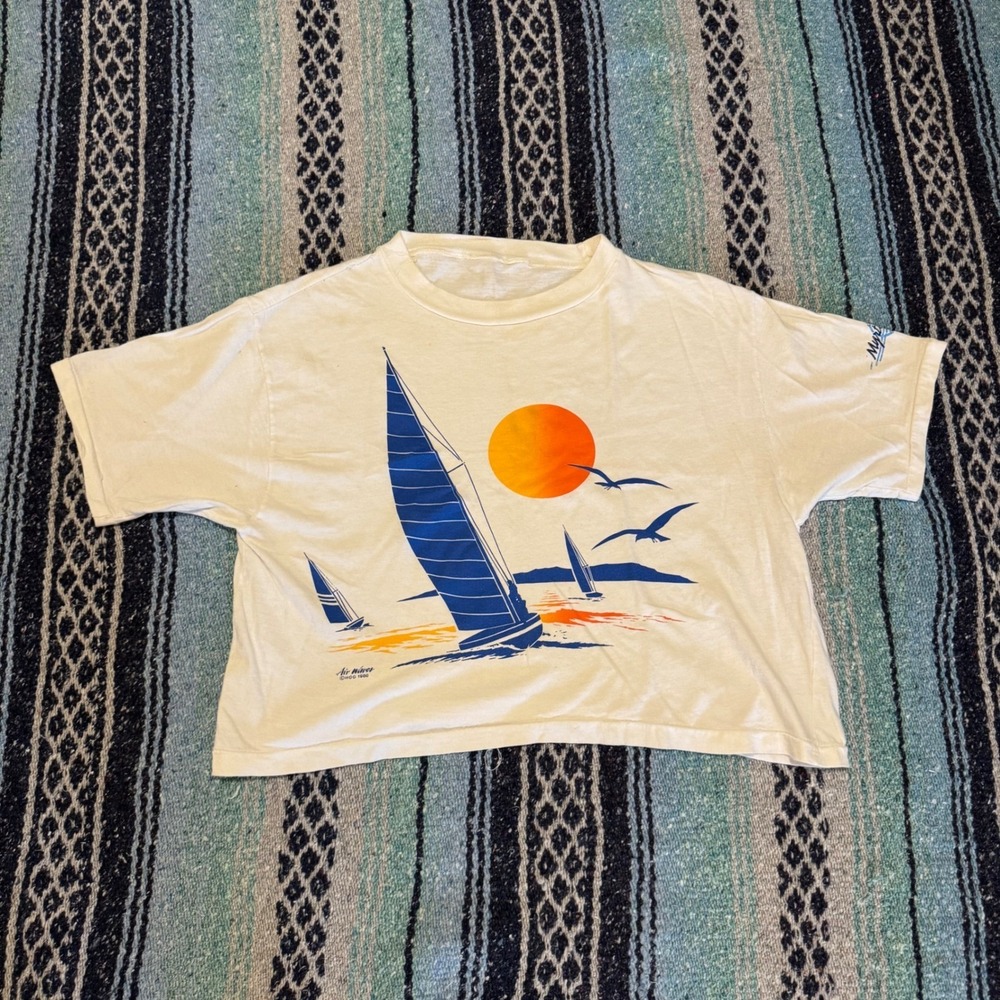 Vintage 1986 Air Waves Myrtle Beach Sailboat Sunset T-Shirt Cream Crop Top 0120
